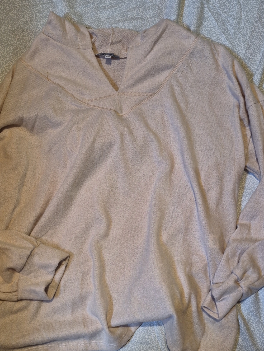 white birch Women's Taupe V-Neck Lightweight Pullover